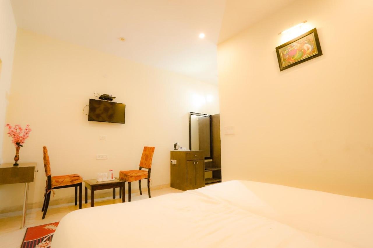 Royal Ocean Resort Jaipur Extérieur photo