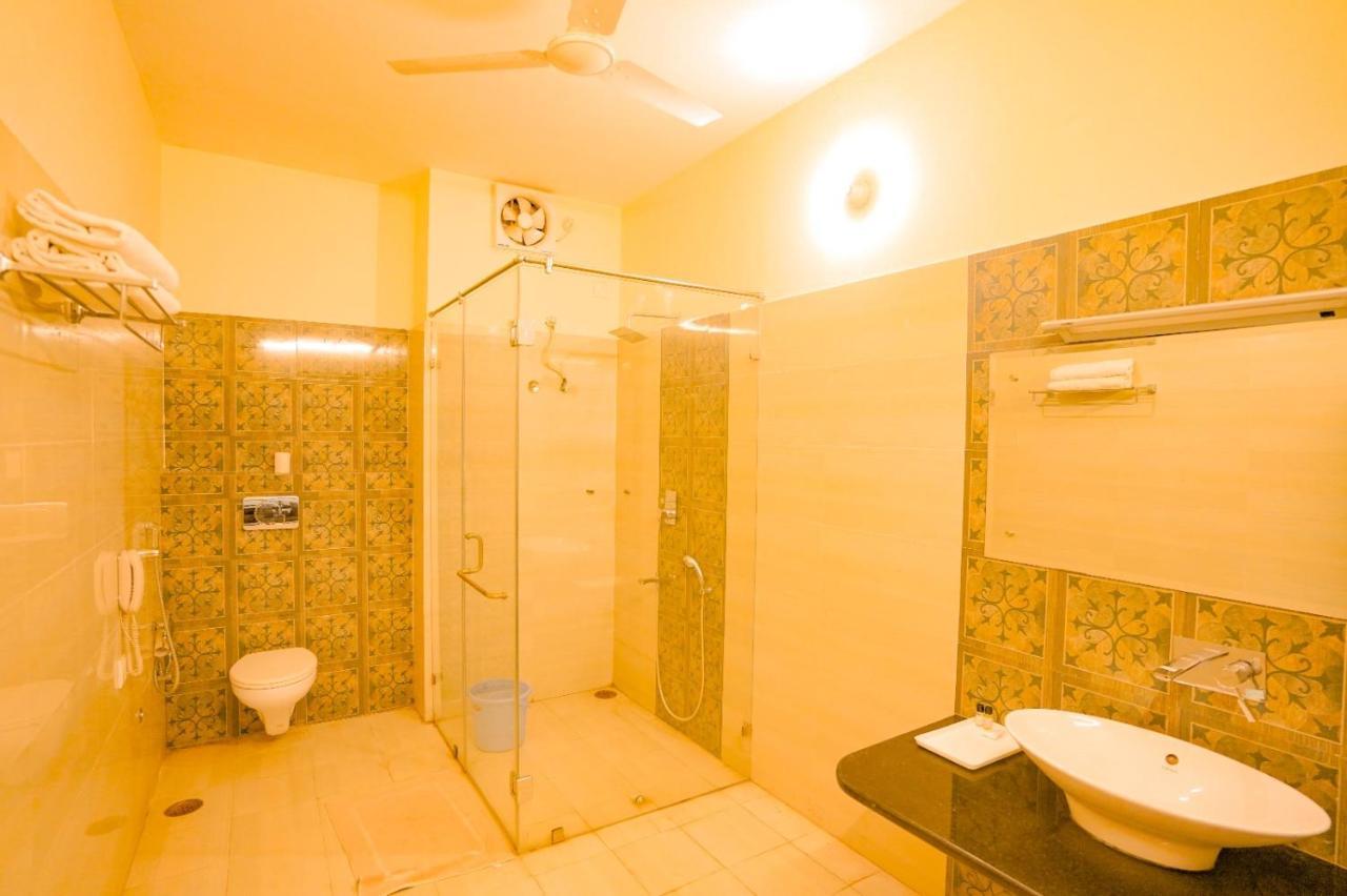 Royal Ocean Resort Jaipur Extérieur photo