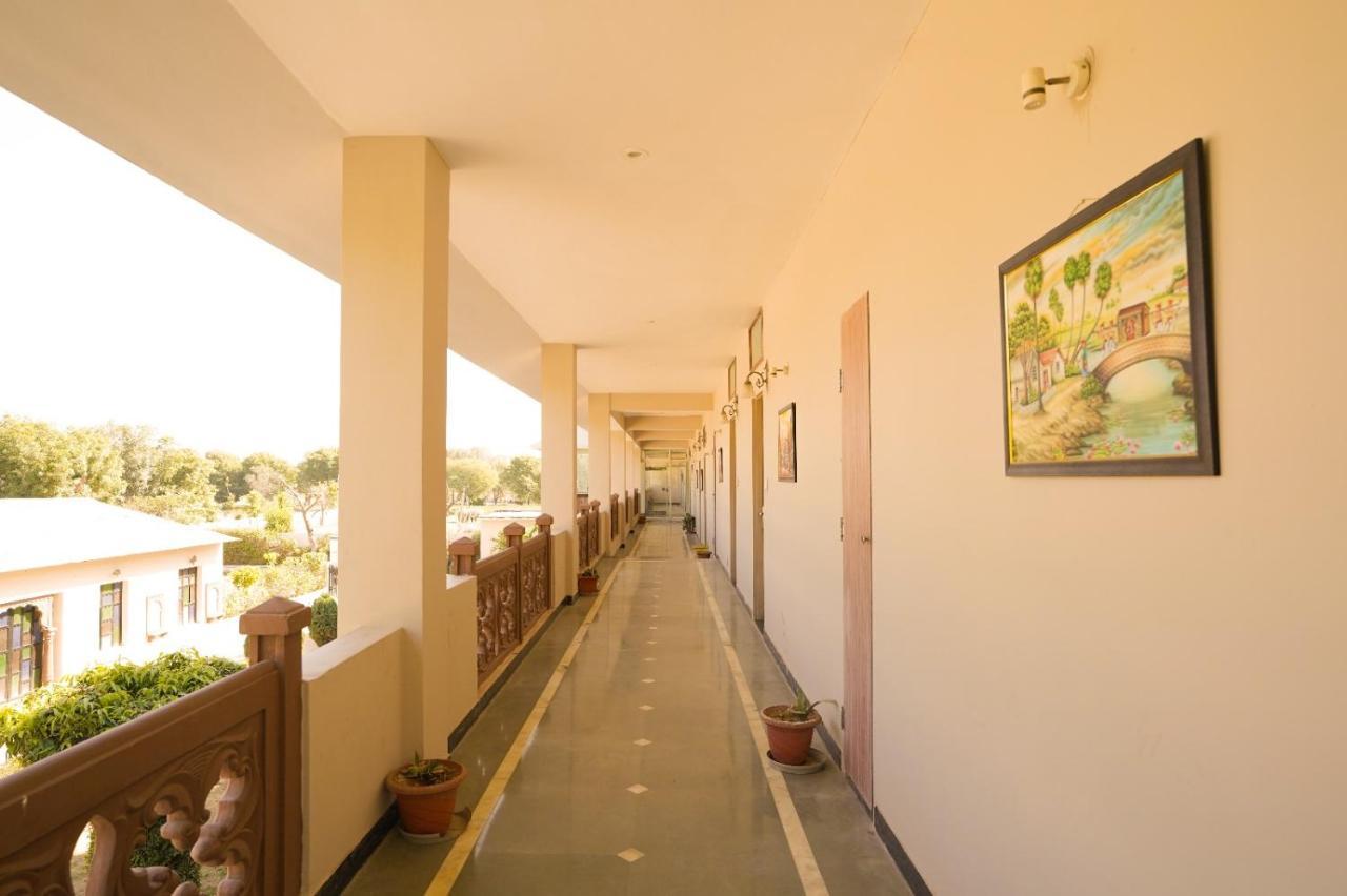Royal Ocean Resort Jaipur Extérieur photo