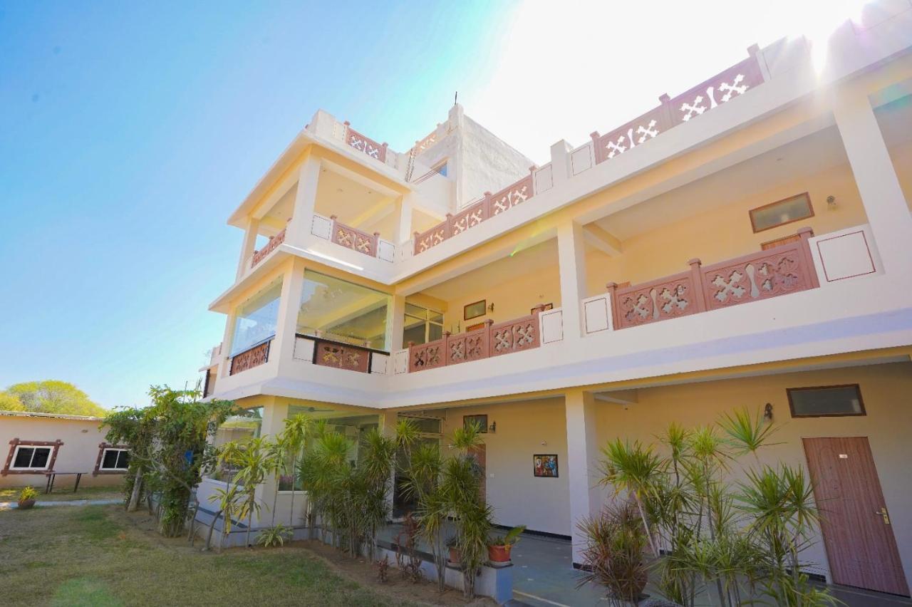 Royal Ocean Resort Jaipur Extérieur photo