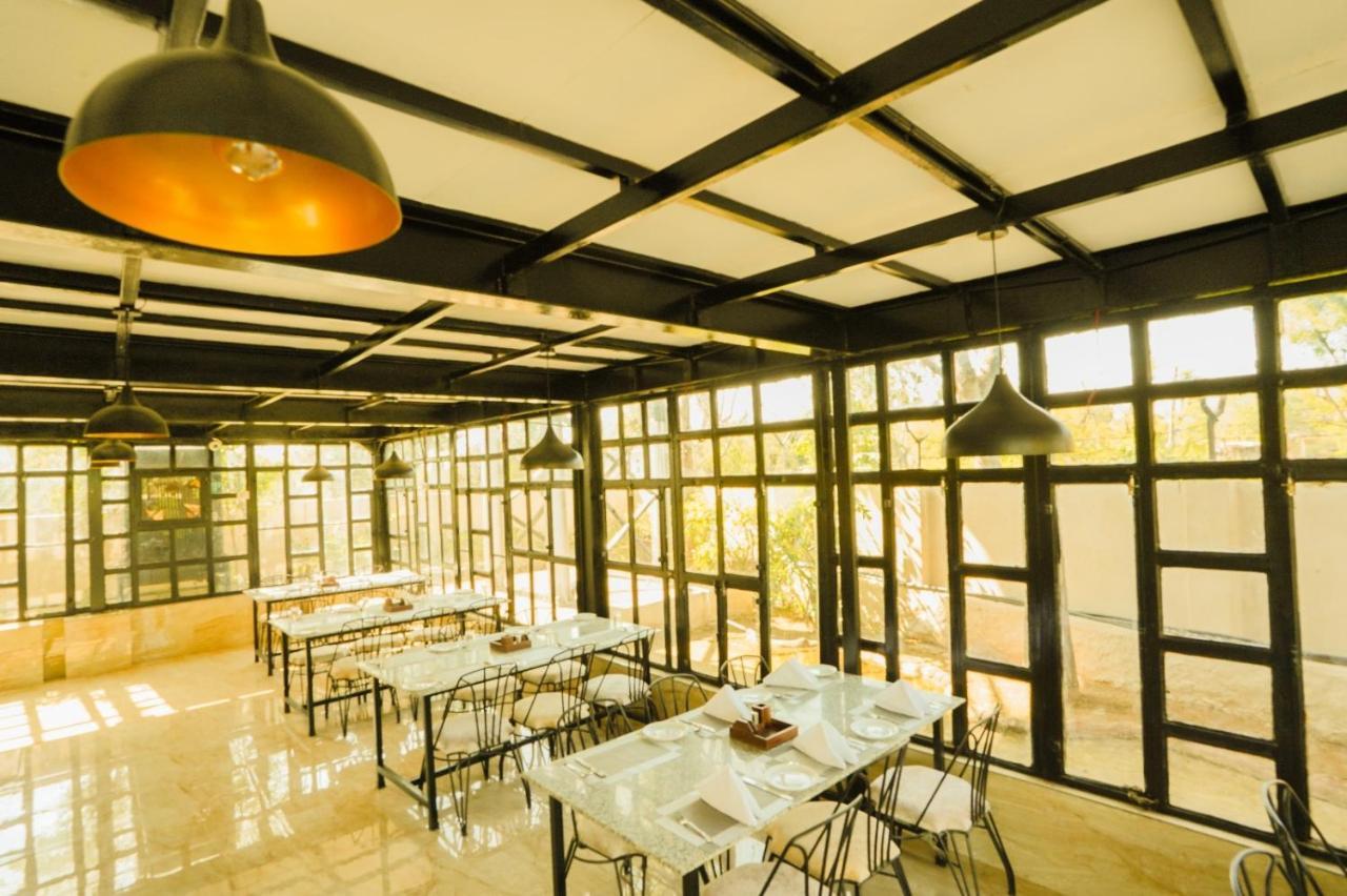 Royal Ocean Resort Jaipur Extérieur photo