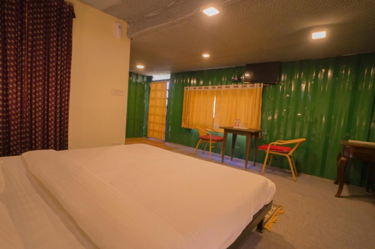 Royal Ocean Resort Jaipur Extérieur photo