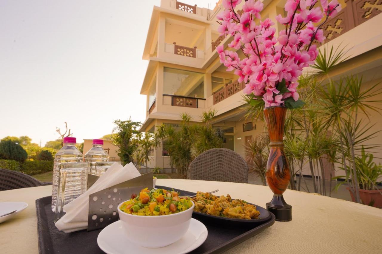 Royal Ocean Resort Jaipur Extérieur photo