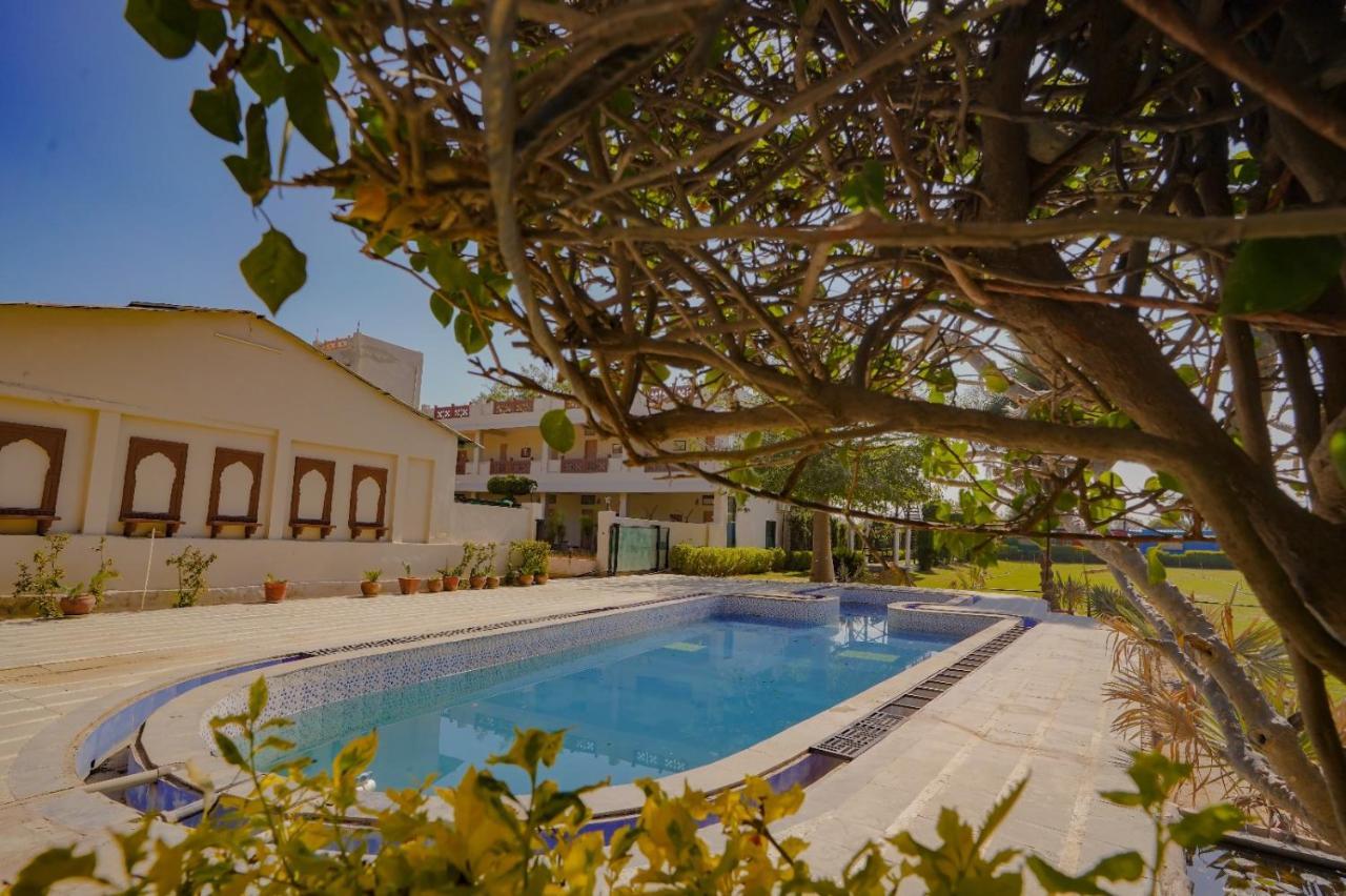 Royal Ocean Resort Jaipur Extérieur photo